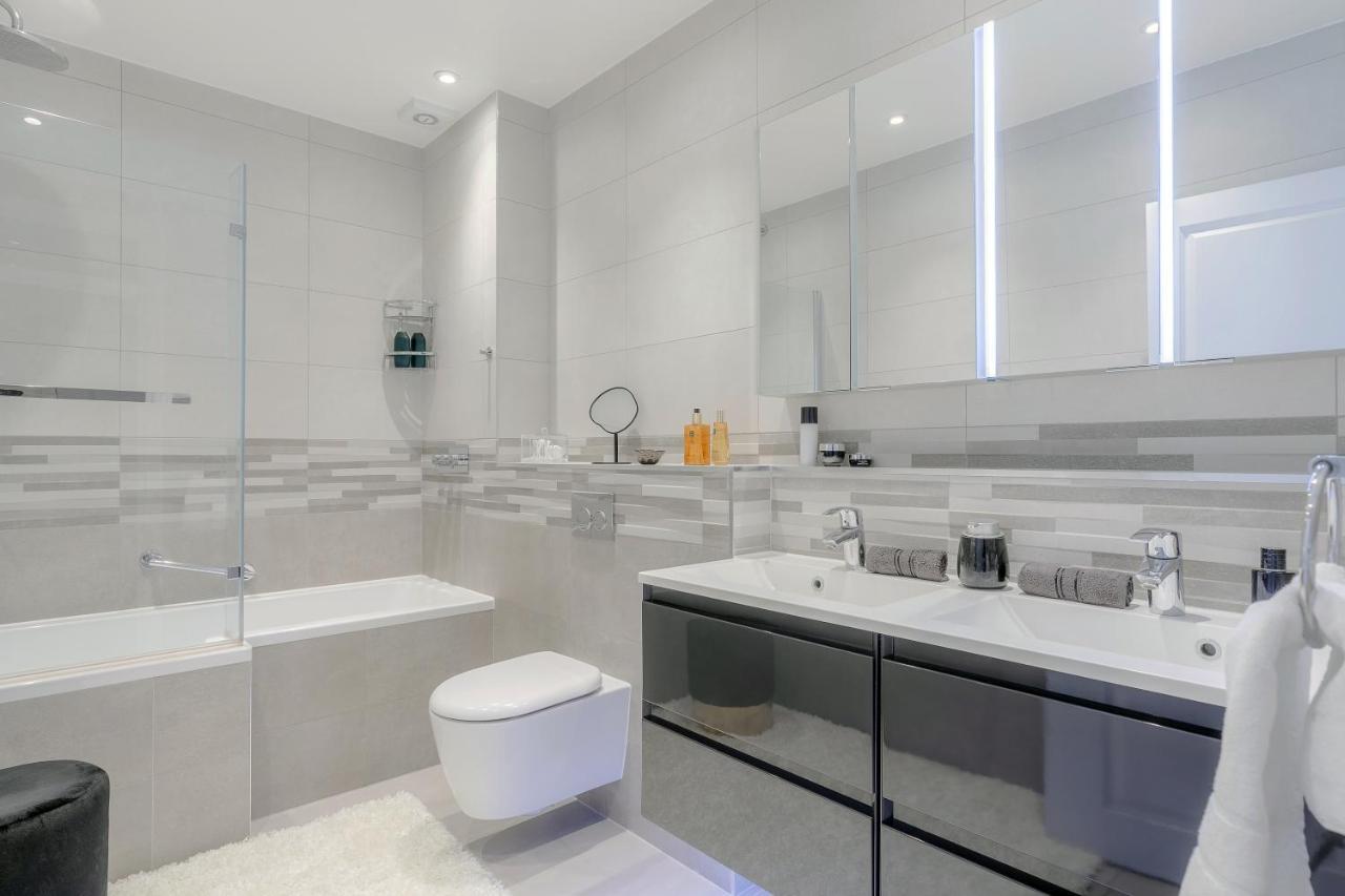 לונדון Notting Hill & Hyde Park Exclusive West-End Serene Designer Family Home 5Bed4Bath מראה חיצוני תמונה